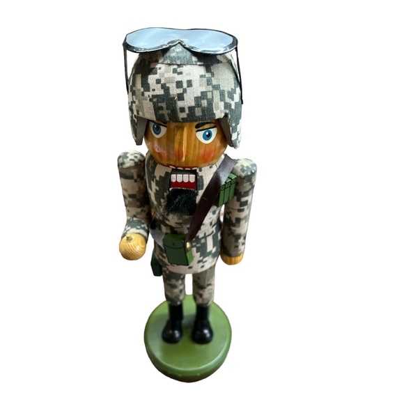 Other - Christmas Nutcracker 2009 Limited Edition LE 14" Tall American Soldier Army